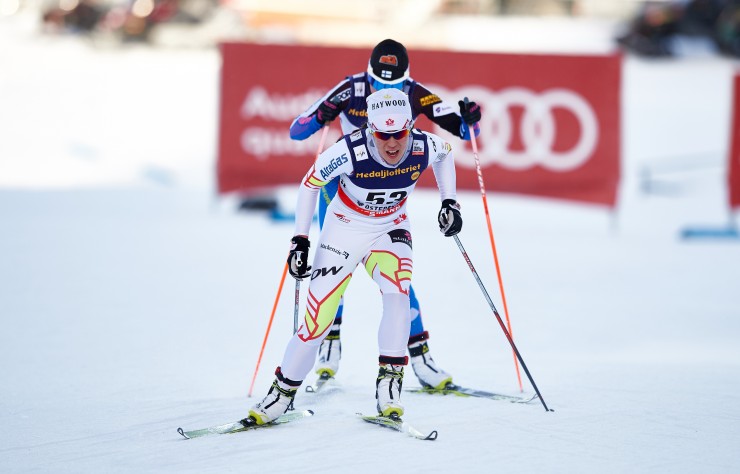 Canada’s Emily Nishikawa (AWCA/NST-Dev.) racing to 36th in Sunday’s World Cup 10 k freestyle in Ostersund, Sweden. (Photo: Fischer/NordicFocus)